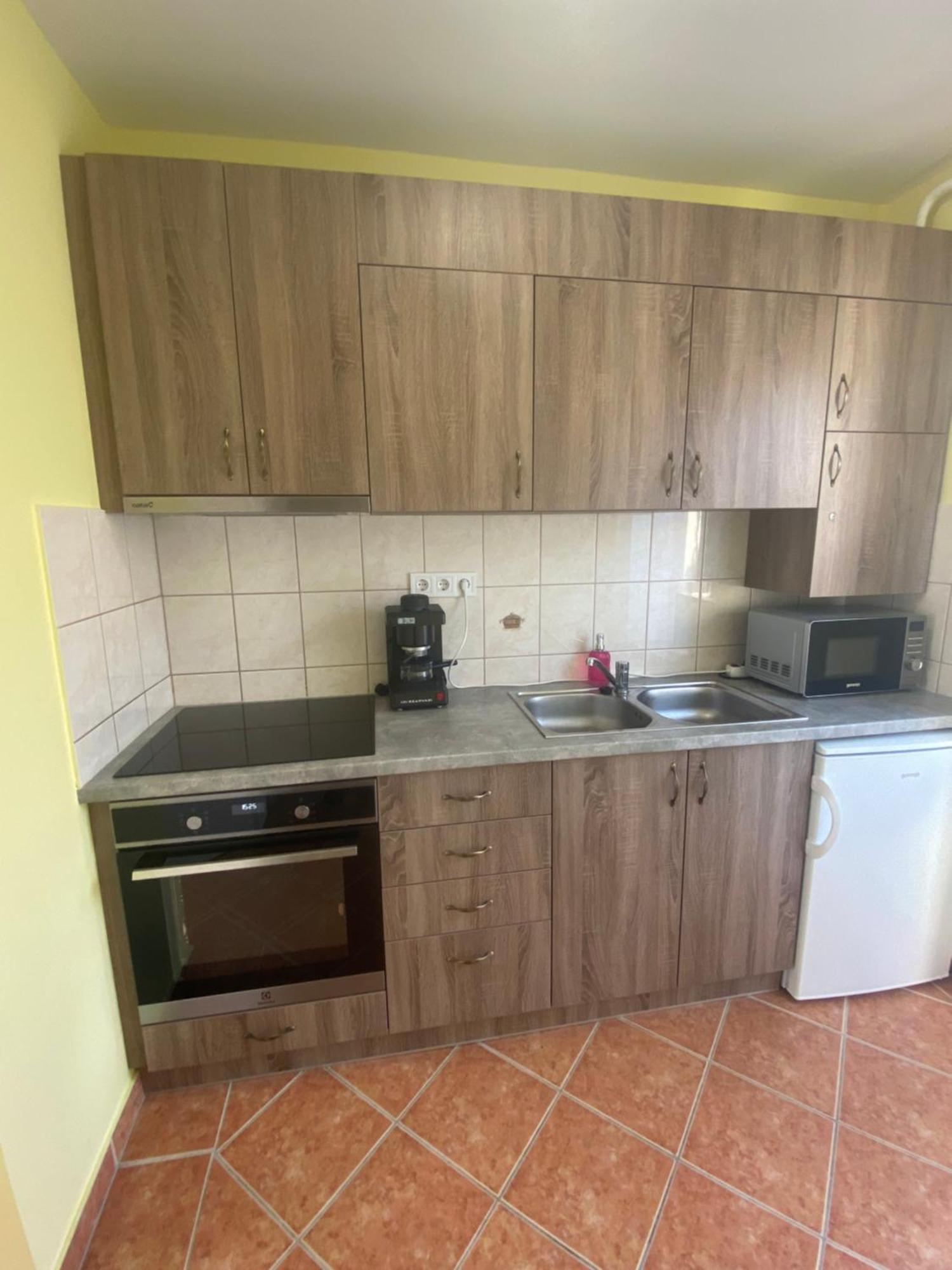 Apartamento Hajnal Vendeghaz Hajdúszoboszló Exterior foto